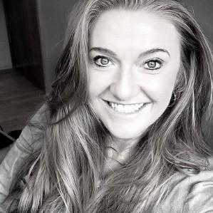 KATRÍN ERNA GUNNARSDÓTTIR